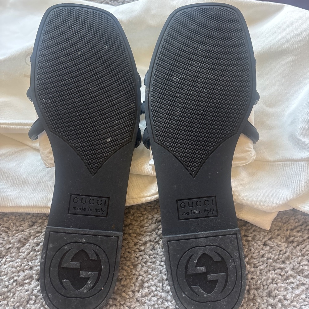 Gucci Black Interlocking G Slides - image 4